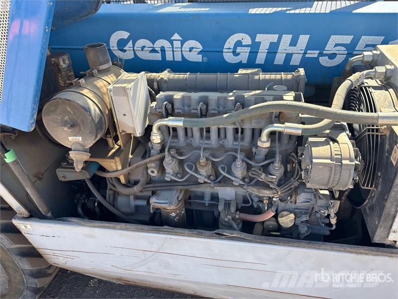 Genie GTH-5519 テレスコーピックハンドラー