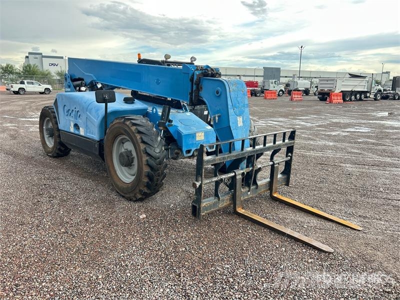 Genie GTH-844 Teleskoplader