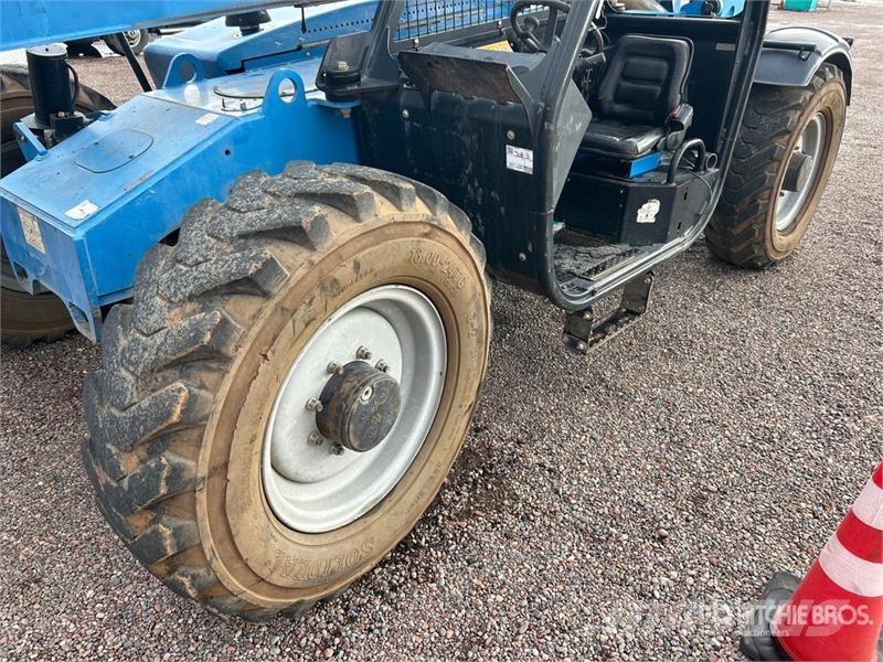 Genie GTH-844 Teleskoplader