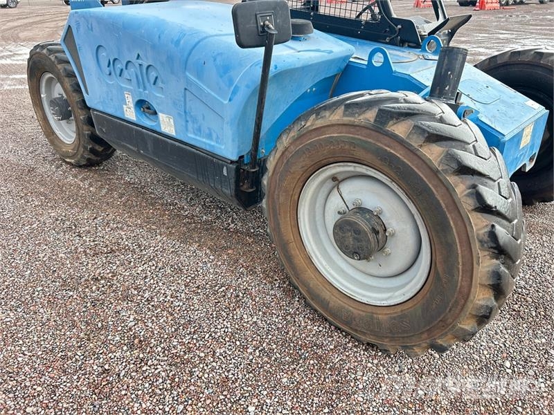 Genie GTH-844 Teleskoplader