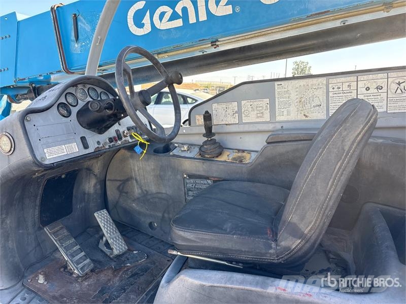 Genie GTH-844 Teleszkópos rakodók