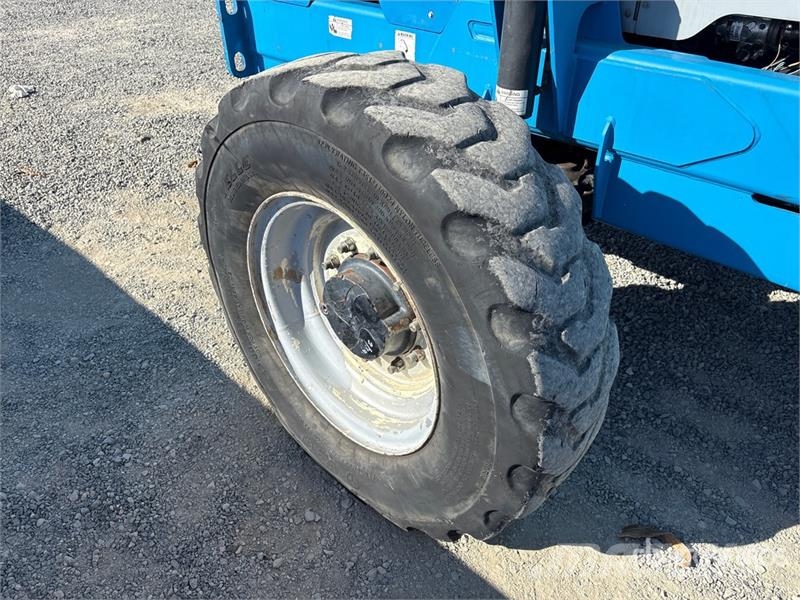 Genie GTH-844 Teleszkópos rakodók