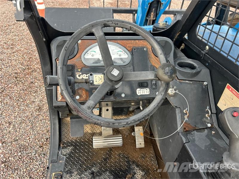 Genie GTH-844 Teleskoplader
