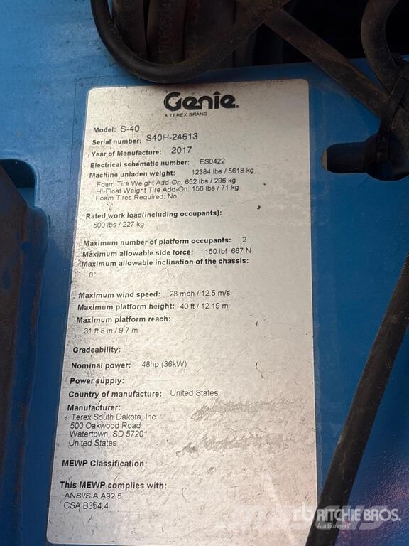 Genie S-40 4WD Diesel Telescopic Boom Lift Telescopic boom lifts