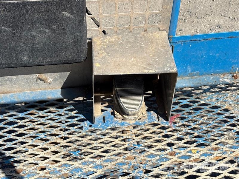 Genie S-40 4WD Diesel Telescopic Boom Lift Teleskopske podizne platforme