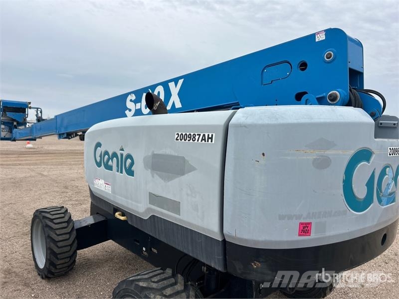 Genie S-60X 4WD Diesel Telescopic Boom Lift Plataformas elevatórias telescópicas