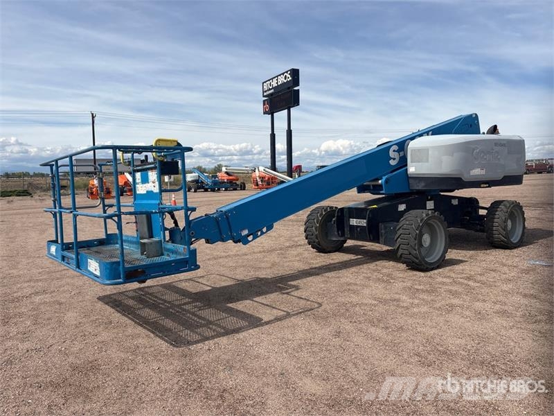 Genie S-60X 4WD Diesel Telescopic Boom Lift Teleskopiskie pacēlāji
