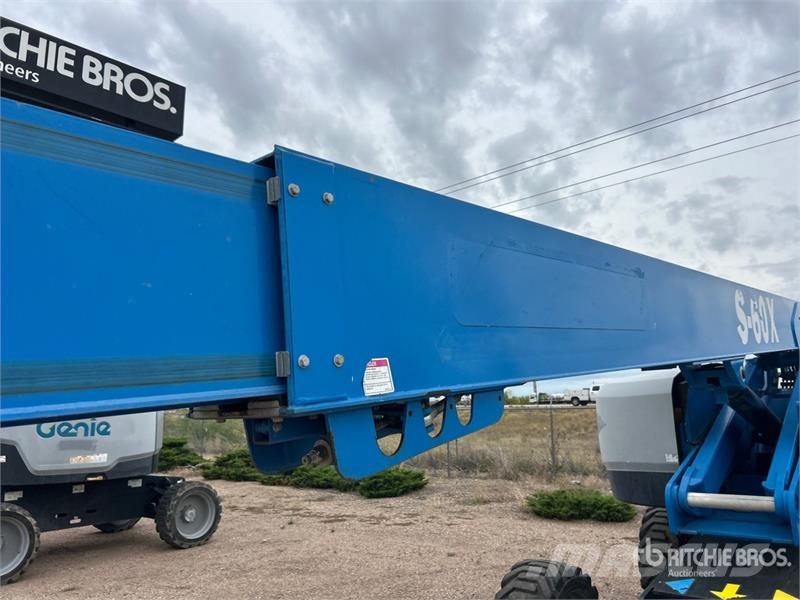 Genie S-60X 4WD Diesel Telescopic Boom Lift Plataformas elevatórias telescópicas