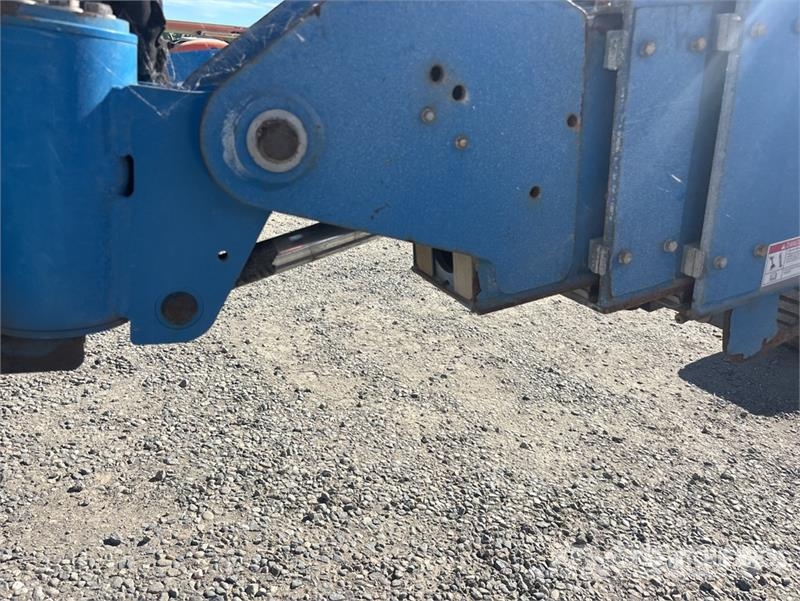 Genie S-60X 4WD Dual Fuel Telescopic Boom Lift Nacelles télescopiques