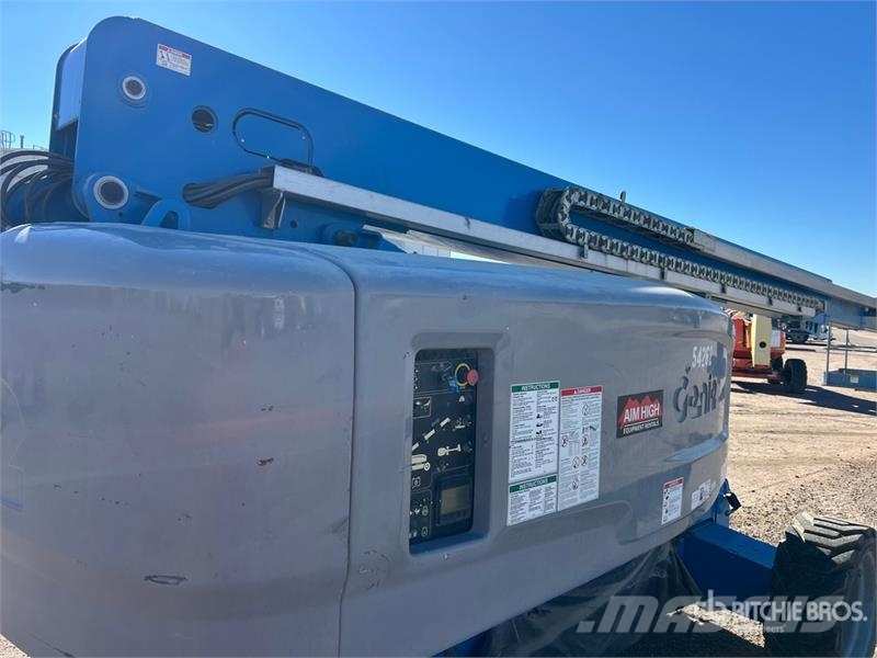 Genie S-65 4WD Diesel Telescopic Boom Lift Nacelles télescopiques