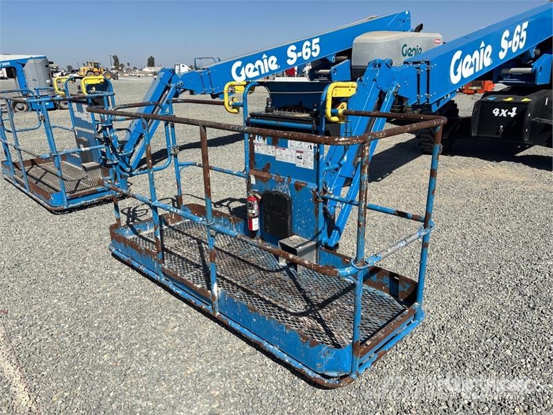 Genie S-65 4WD Diesel Telescopic Boom Lift Telescopic boom lifts