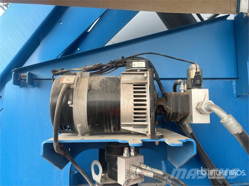 Genie S-65 4WD Dual Fuel Telescopic Boom Lift Teleskopske podizne platforme
