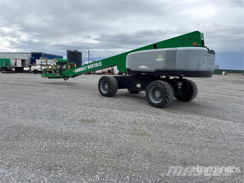 Genie S-80X 2WD Diesel Telescopic Boom Lift Telescopic boom lifts