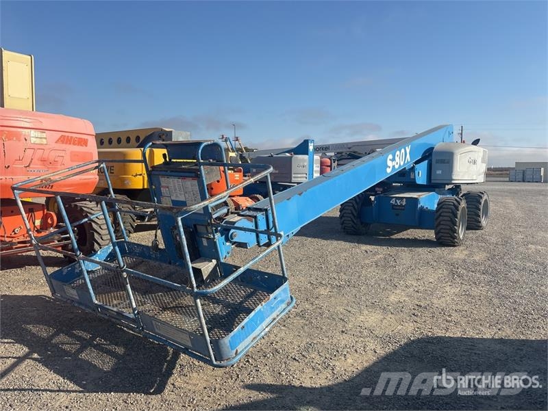 Genie S-80X 4WD Diesel Telescopic Boom Lift Nacelles télescopiques