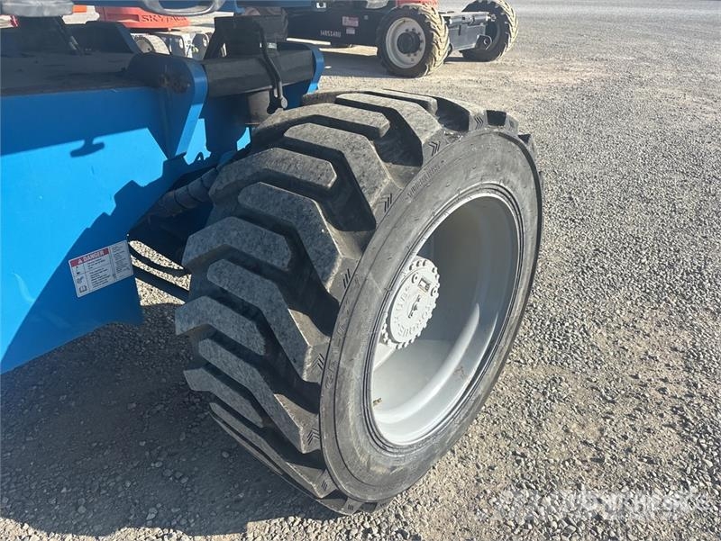 Genie S-80X 4WD Diesel Telescopic Boom Lift Nacelles télescopiques