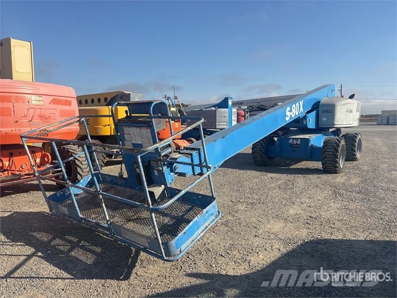 Genie S-80X 4WD Diesel Telescopic Boom Lift Nacelles télescopiques