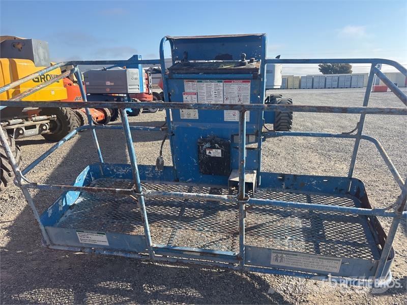 Genie S-80X 4WD Diesel Telescopic Boom Lift Nacelles télescopiques