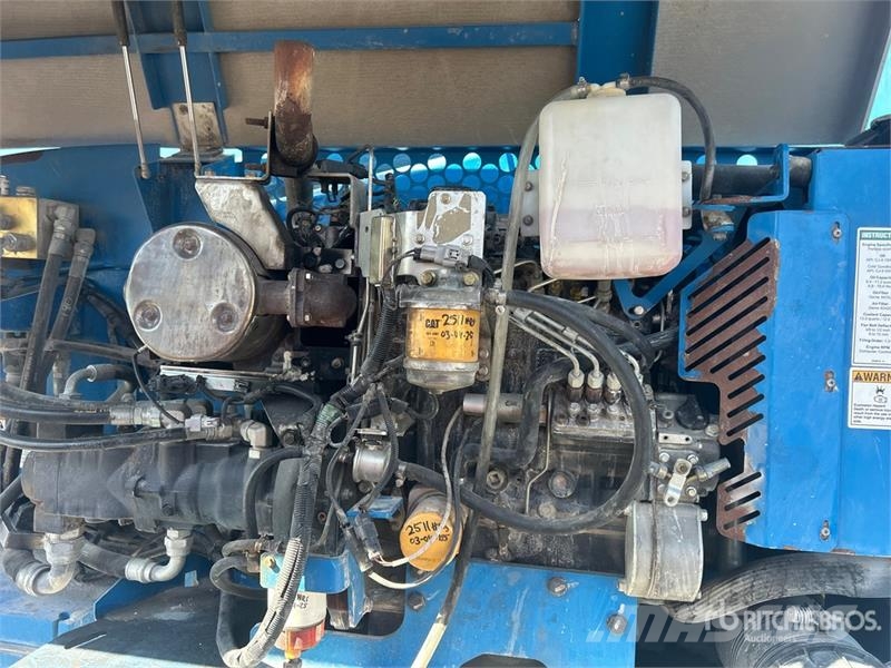 Genie S-85 4WD Diesel Telescopic Boom Lift ブームリフト 直伸型