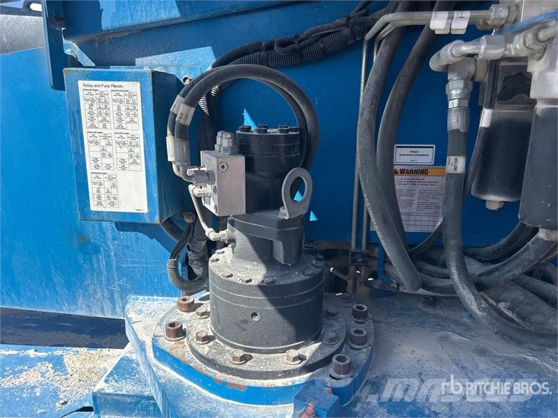 Genie S-85 4WD Diesel Telescopic Boom Lift ブームリフト 直伸型