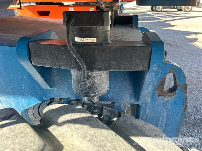 Genie S-85 4WD Diesel Telescopic Boom Lift ブームリフト 直伸型