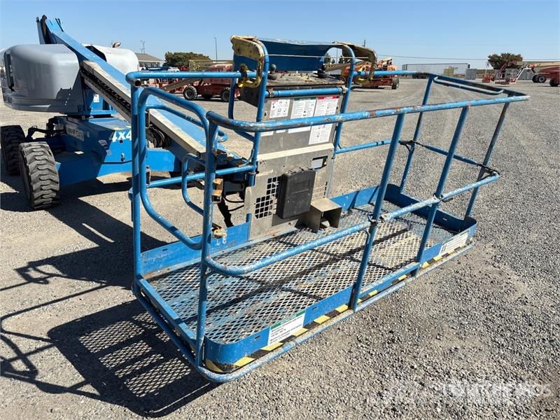 Genie S40 4WD Diesel Telescopic Boom Lift Telescopic boom lifts