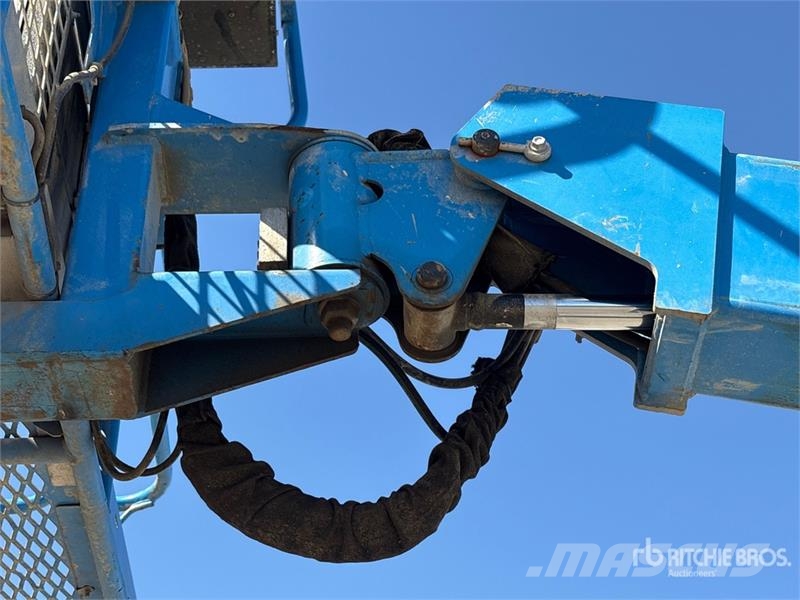 Genie S40 4WD Diesel Telescopic Boom Lift Telescopic boom lifts
