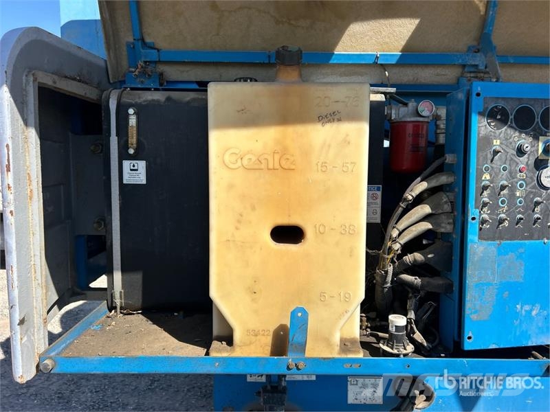 Genie S40 4WD Diesel Telescopic Boom Lift Teleskopske podizne platforme