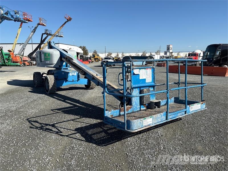 Genie S40 4WD Diesel Telescopic Boom Lift Nacelles télescopiques