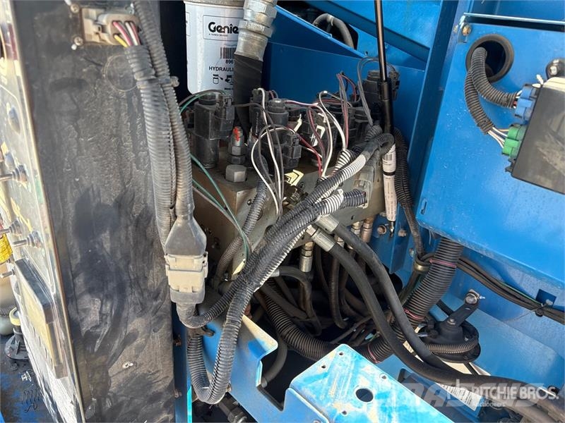 Genie S40 4WD Diesel Telescopic Boom Lift Telescopic boom lifts