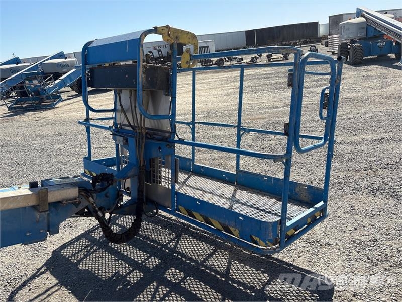 Genie S40 4WD Diesel Telescopic Boom Lift Telescopic boom lifts