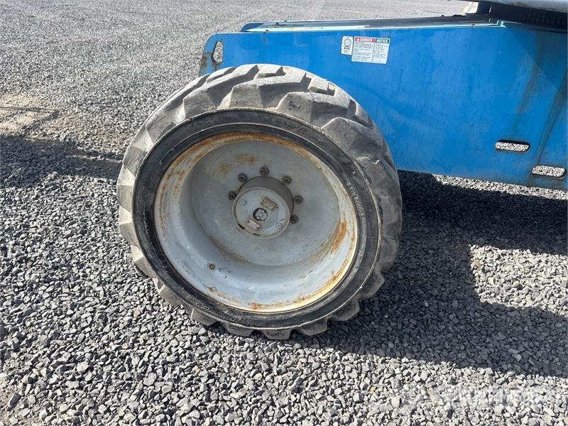 Genie S60 2WD Diesel Telescopic Boom Lift (Inoperable) Teleskopiskie pacēlāji