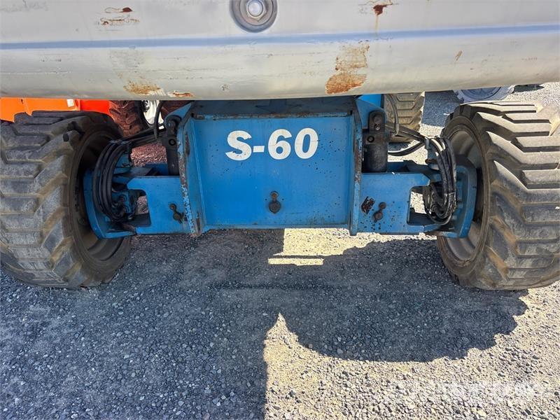 Genie S60 4WD Diesel Telescopic Boom Lift Teleskopbühnen