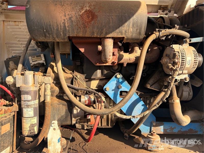 Genie S60 Dual Fuel Telescopic Boom Lift 伸縮臂高空作業車