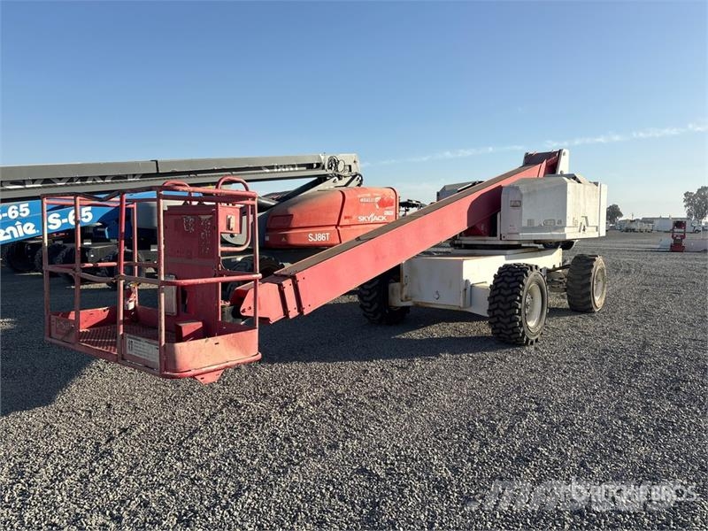 Genie S60 Dual Fuel Telescopic Boom Lift 伸縮臂高空作業車