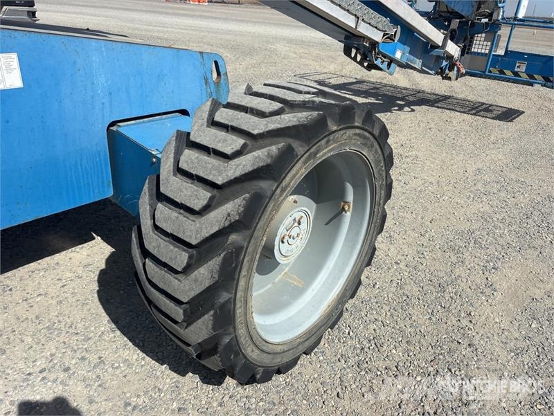 Genie S60X 4WD Diesel Telescopic Boom Lift Teleskopiskie pacēlāji