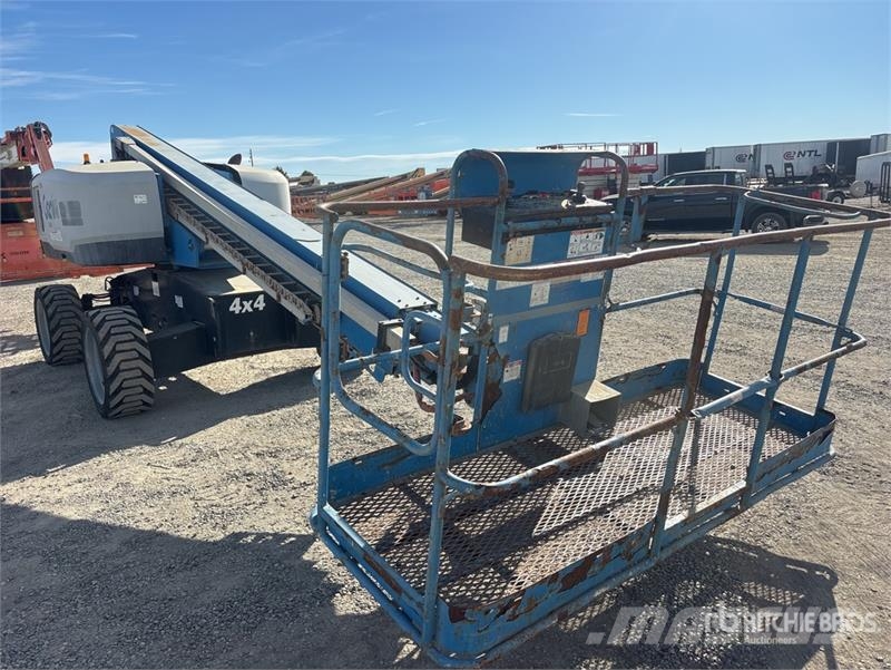 Genie S60X 4WD Dual Fuel Telescopic Boom Lift رافعات سلة تلسكوبية