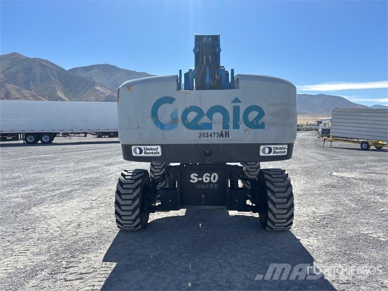 Genie S60X Telescopic Boom Lift 견인식 전동이동 리프트