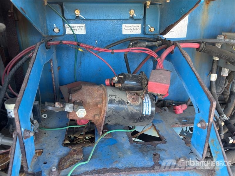 Genie S85 伸縮臂高空作業車