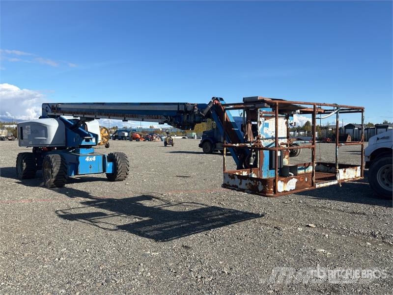 Genie S85 伸縮臂高空作業車