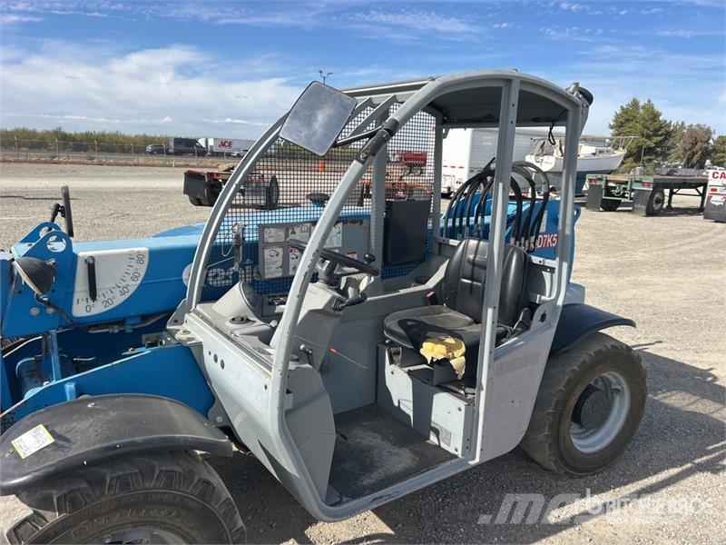 Genie Telehandler テレスコーピックハンドラー