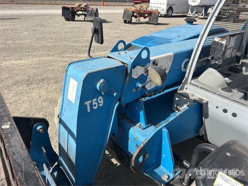 Genie Telehandler テレスコーピックハンドラー