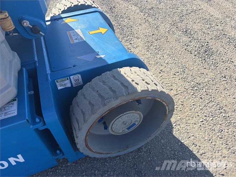 Genie Z-30/20N 관절형 전동이동 리프트