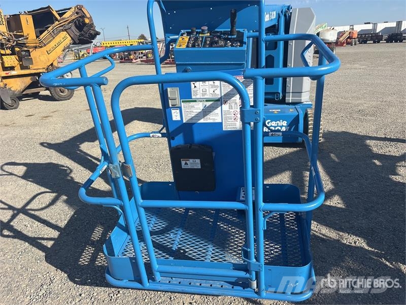 Genie Z-30/20N Zglobne dvižne ploščadi
