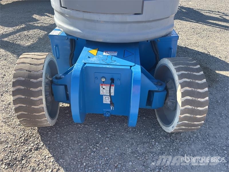 Genie Z-30/20N Zglobne dvižne ploščadi