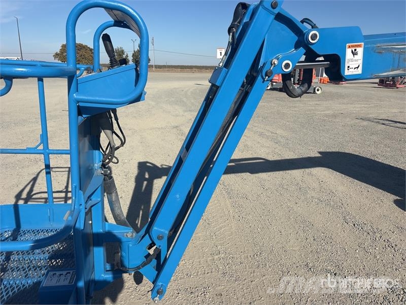 Genie Z-30/20N 관절형 전동이동 리프트