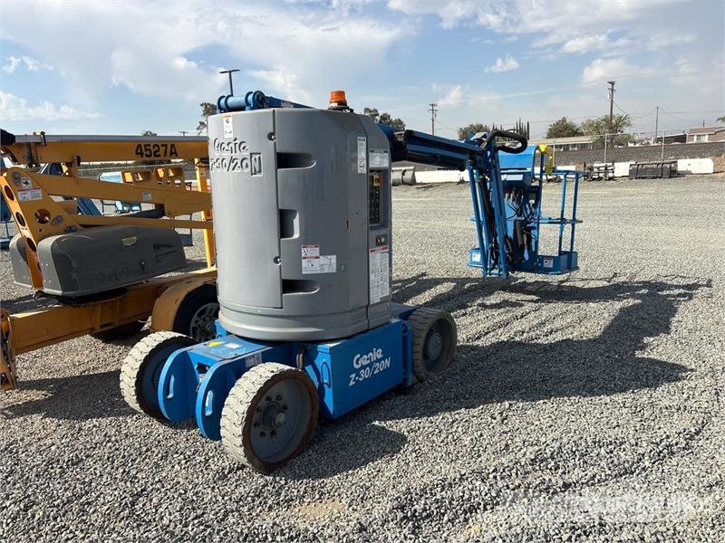 Genie Z-30/20N Strēles pacēlāji
