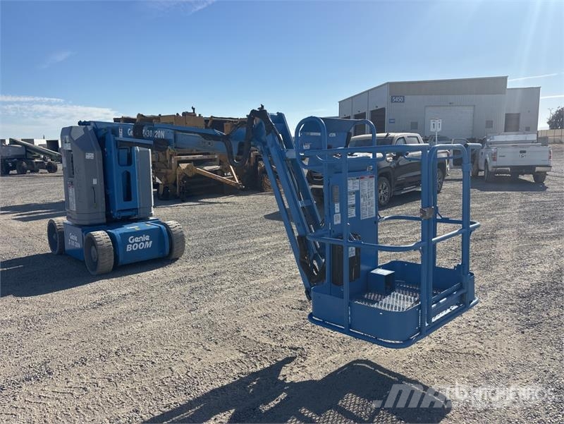 Genie Z-30/20N 관절형 전동이동 리프트