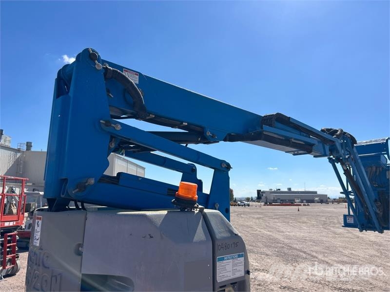 Genie Z-30/20N RJ 2WD Electric Articulating Boom Lift Zglobne dvižne ploščadi