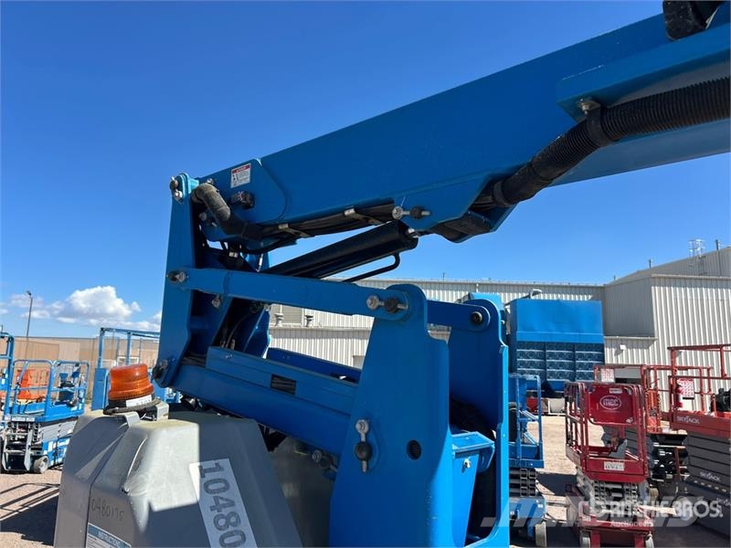 Genie Z-30/20N RJ 2WD Electric Articulating Boom Lift Zglobne dvižne ploščadi