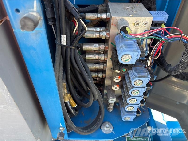 Genie Z-30/20N RJ 2WD Electric Articulating Boom Lift Съчленени стрелови подемници